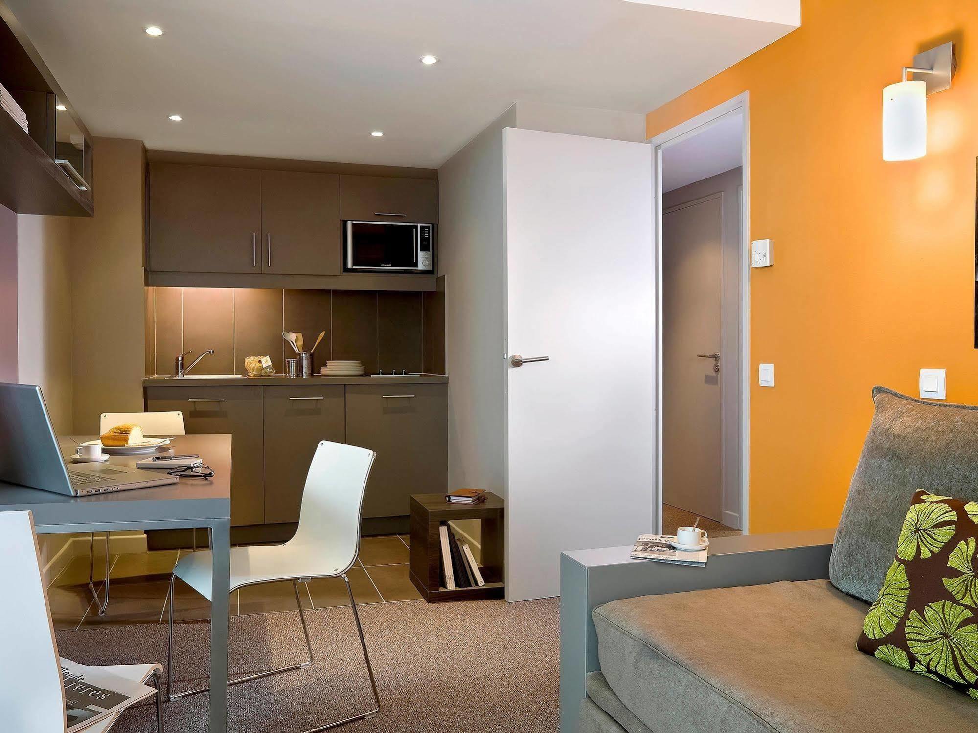 Aparthotel Adagio Marseille Vieux Port Екстер'єр фото